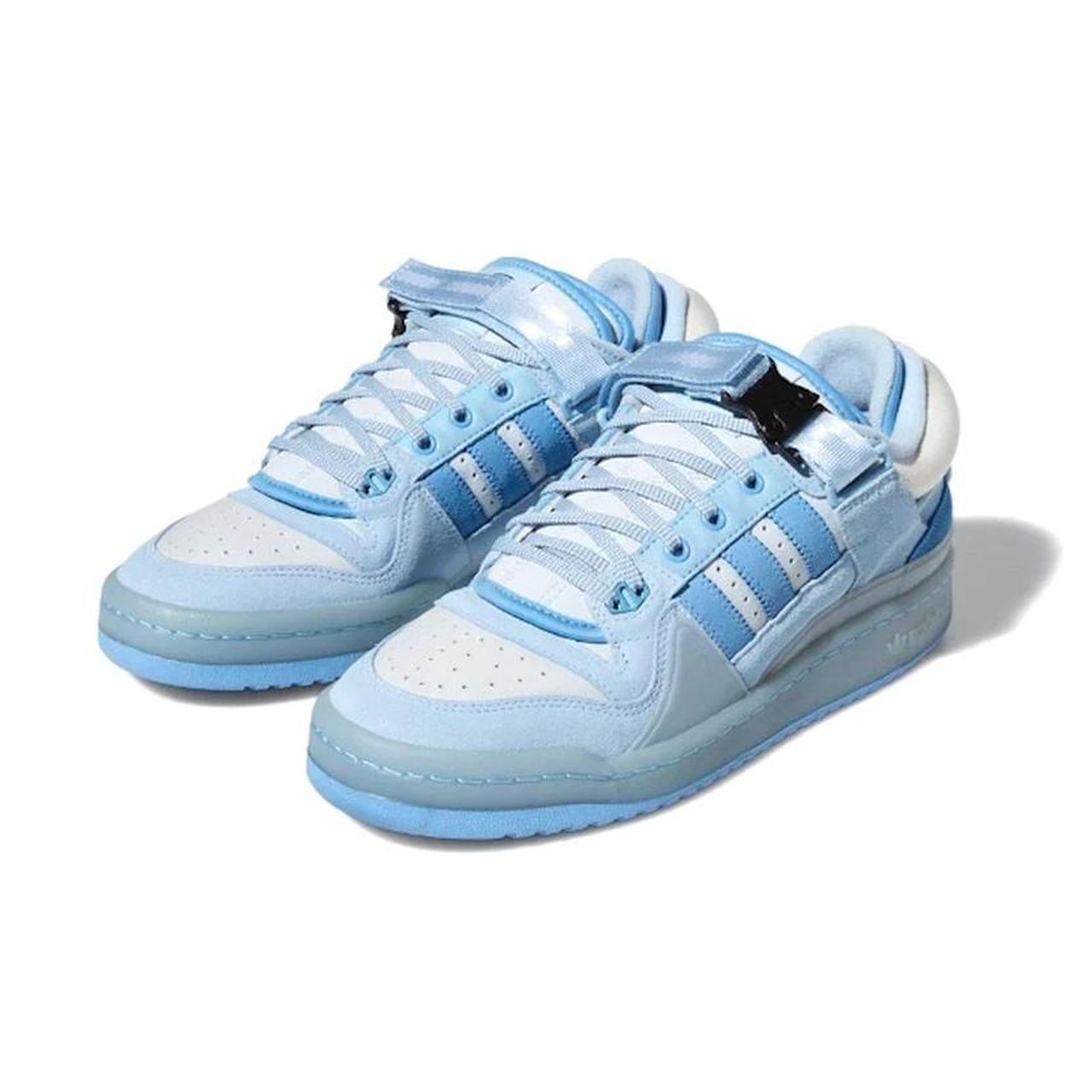 triple black forum buckle low de bad bunny