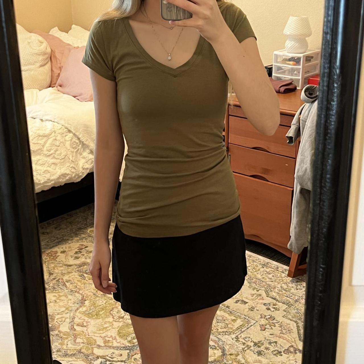 Product Image 2 - Olive green slim fit v-neck