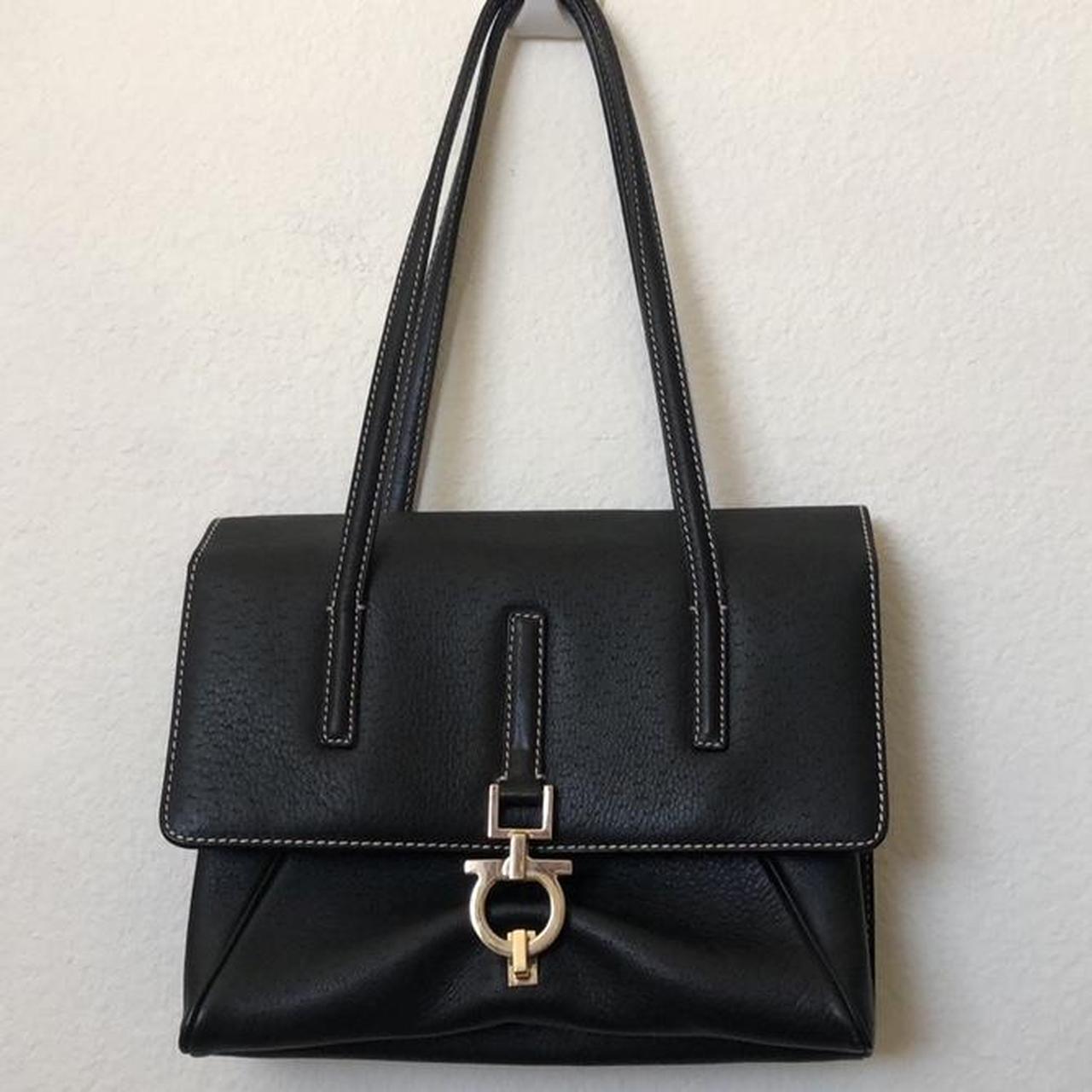 Ferragamo black outlet purse