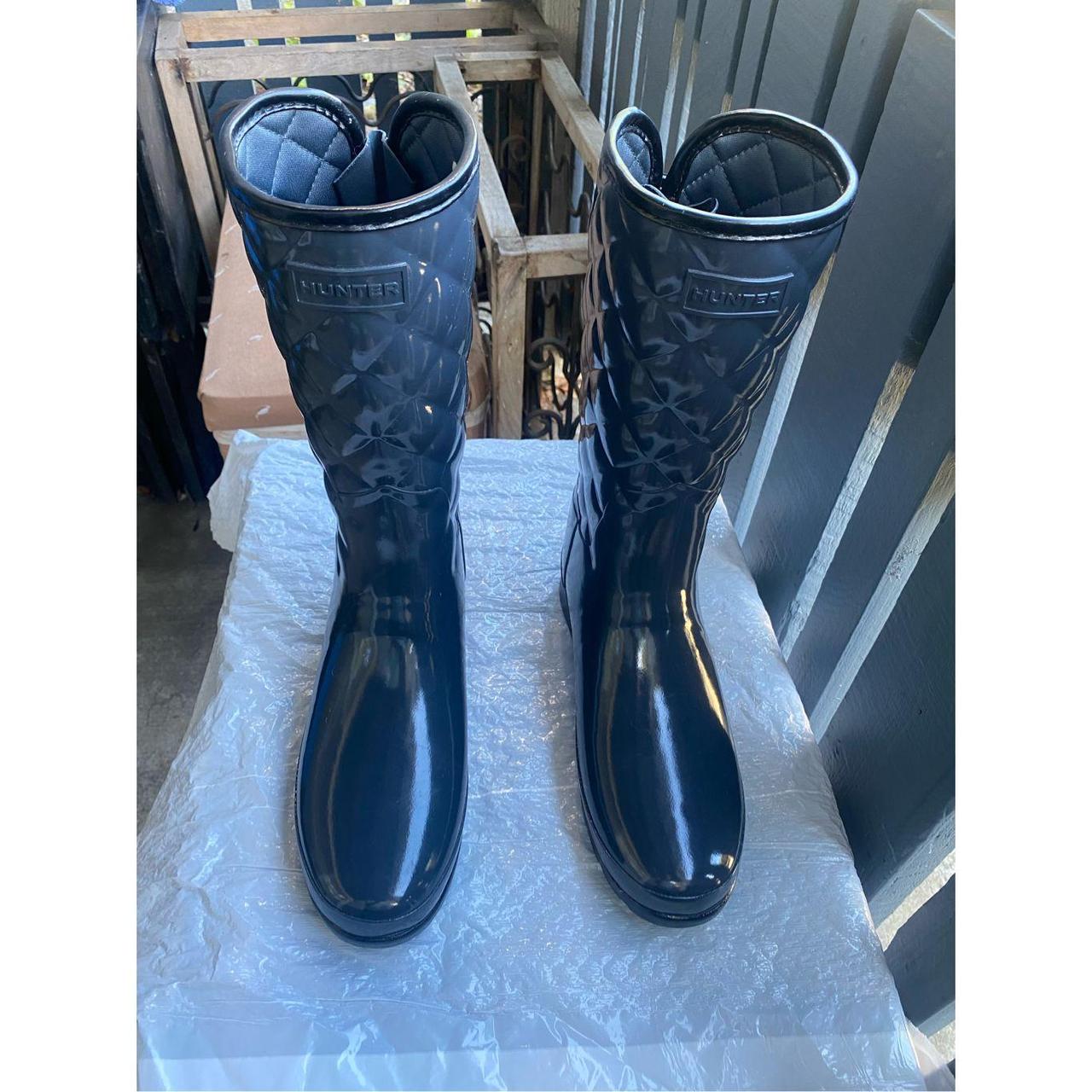 Hunter Women's Grey Boots Depop