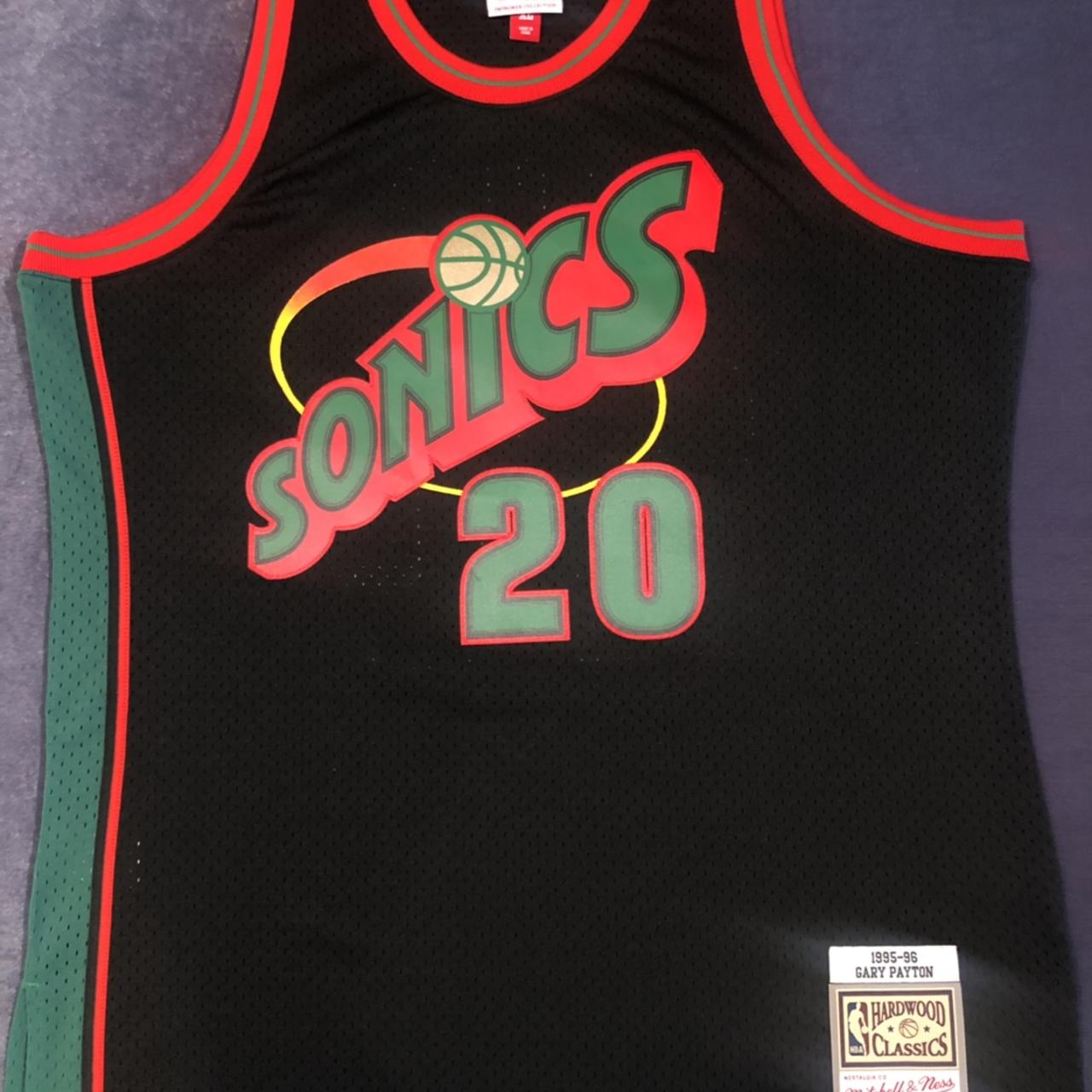 Men's Mitchell & Ness Gary Payton Green Seattle SuperSonics 1995-96  Hardwood Classics Swingman Jersey