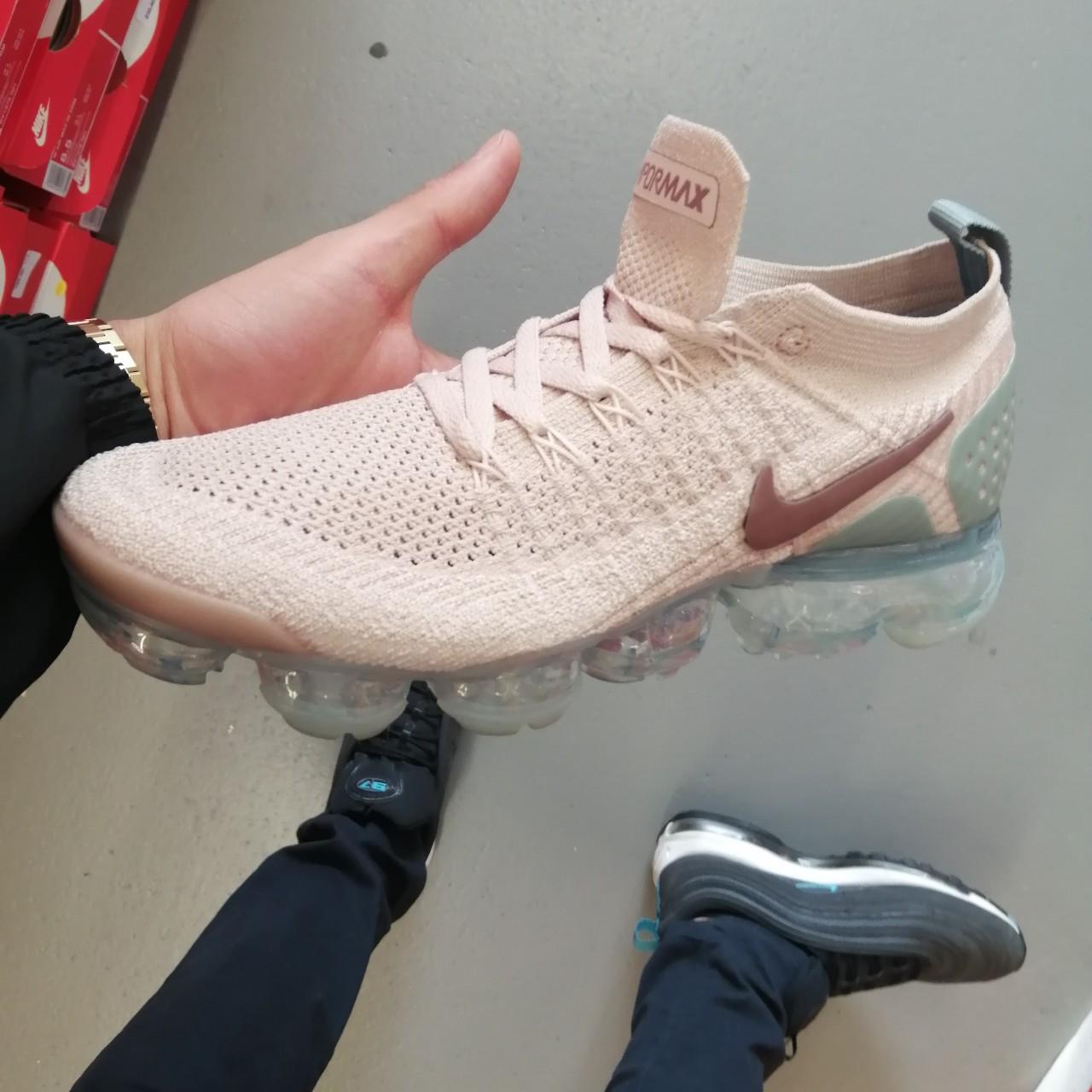 nike air vapormax flyknit 3 blue fury