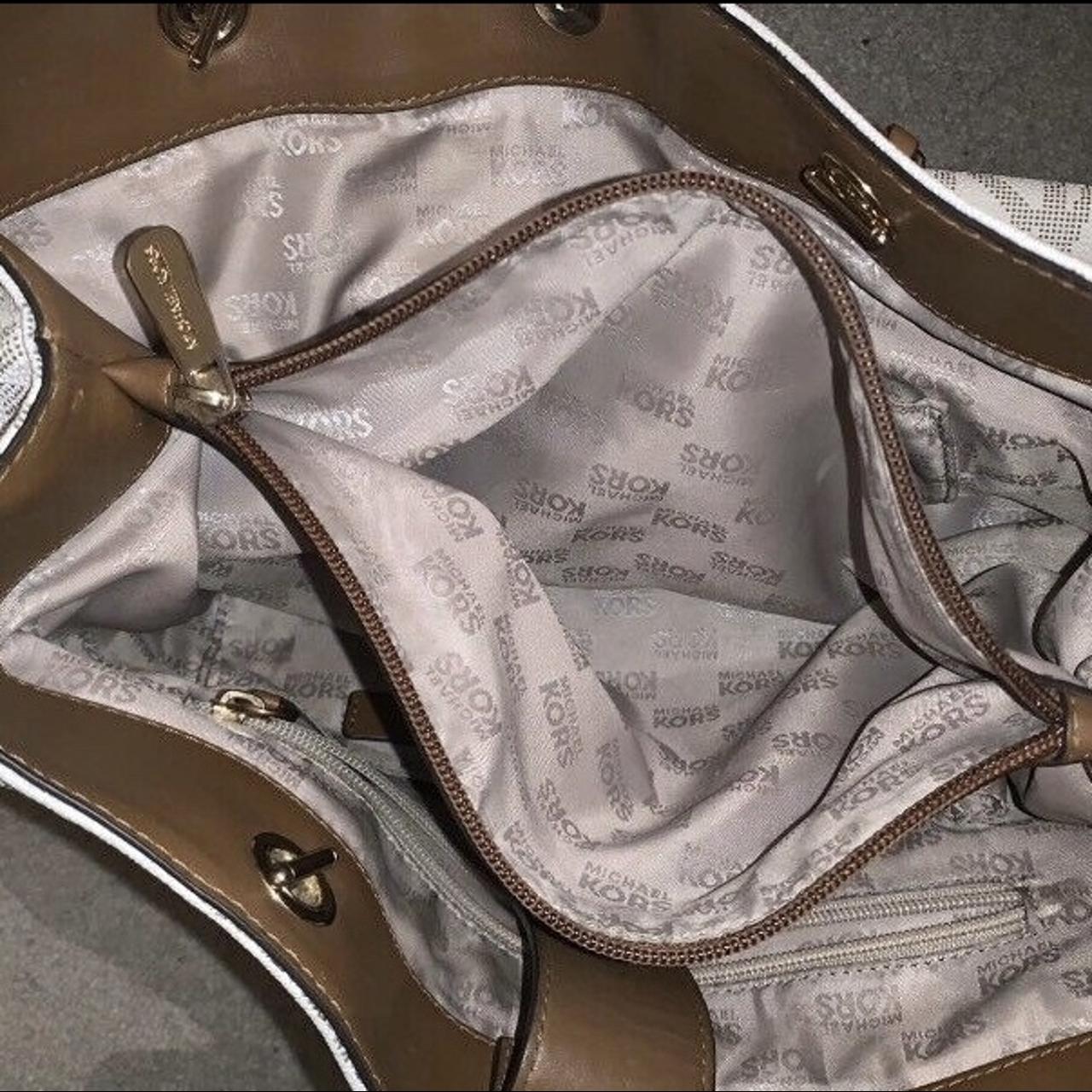 Authentic Michael kors bag With RECEIPT (attached) | Depop