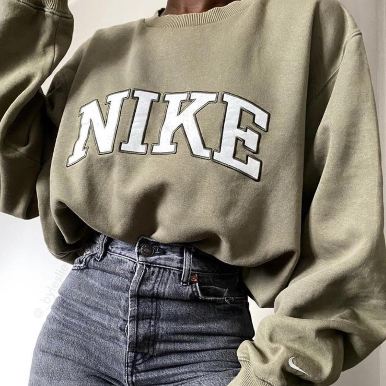 aesthetic nike sweatshirts
