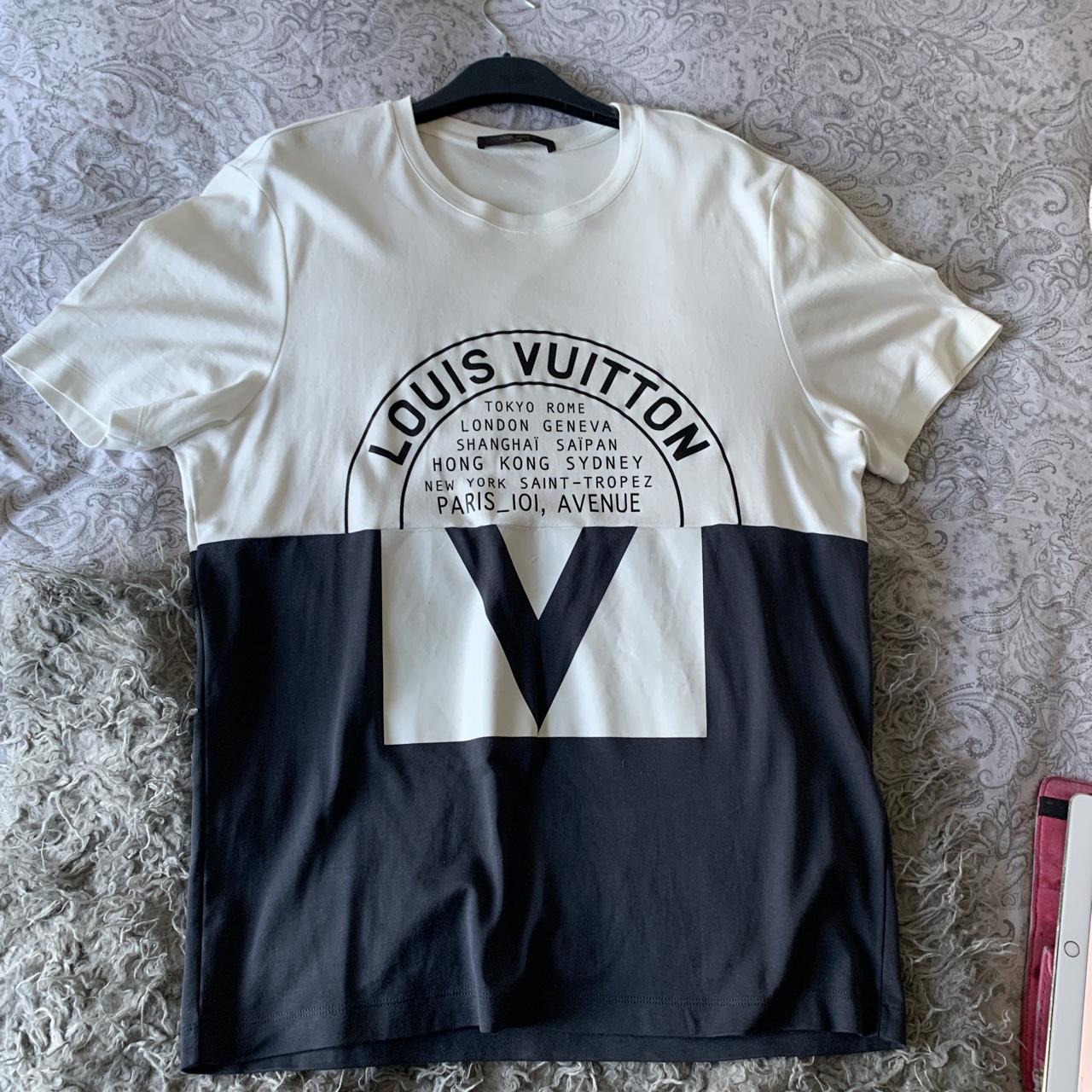 Louis Vuitton Men's T-shirt