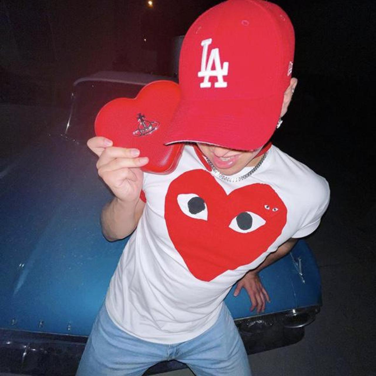 Comme des garcons heart hat shop