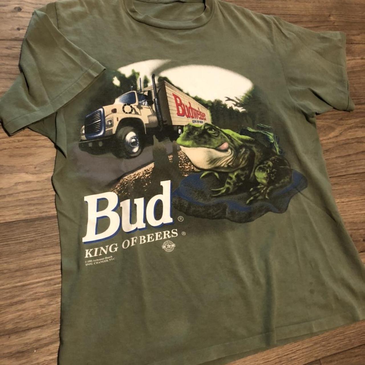 1995 Budweiser Frogs Shirt. Size XL, cut tag, hole... - Depop