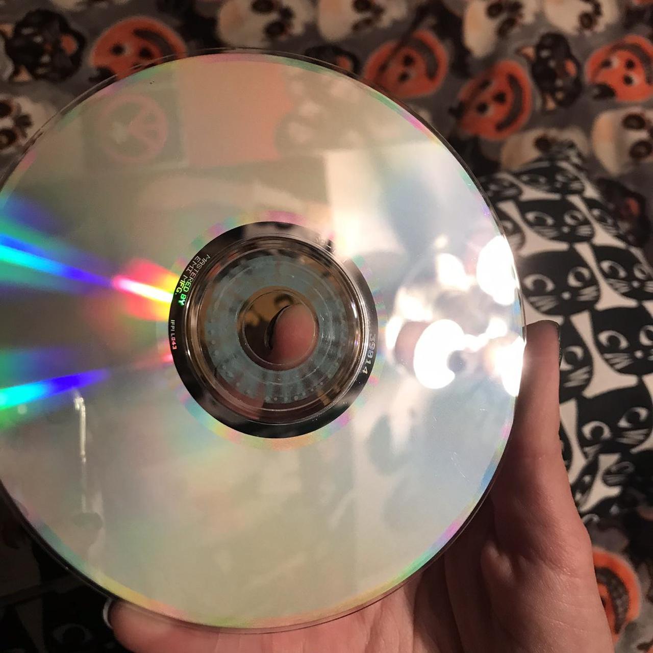 Blue and Gold Cds-and-vinyl (4)