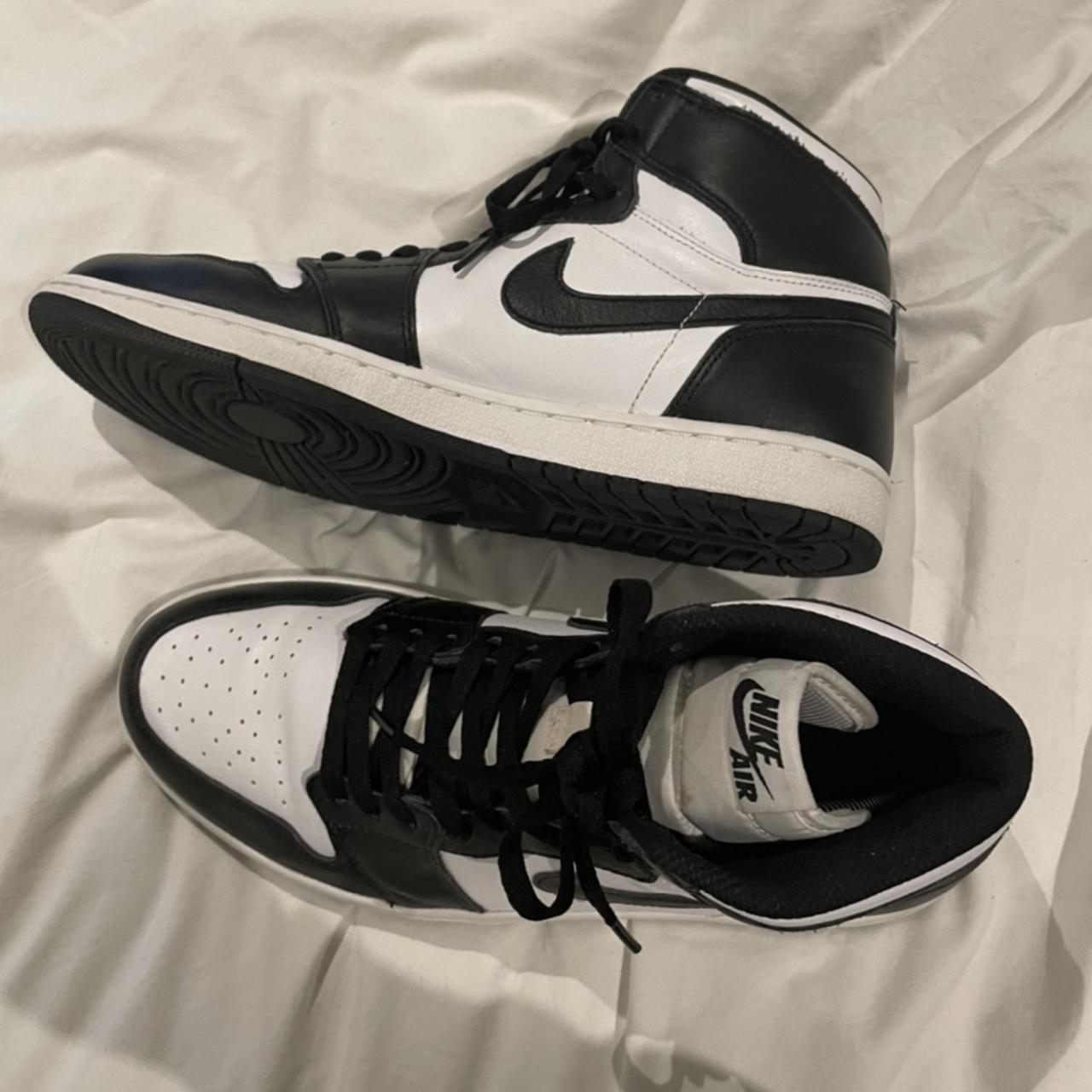 Nike Air Jordan 1 Retro Black White (2014) Super | Depop Nike Air Jordan 1 Retro Black White (2014) Super | Depop