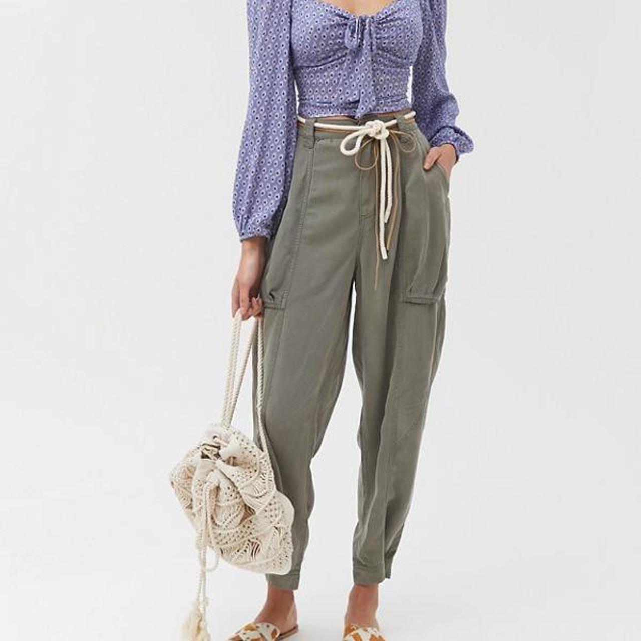 Urban Outfitters Women's Khaki and Green Trousers (2)