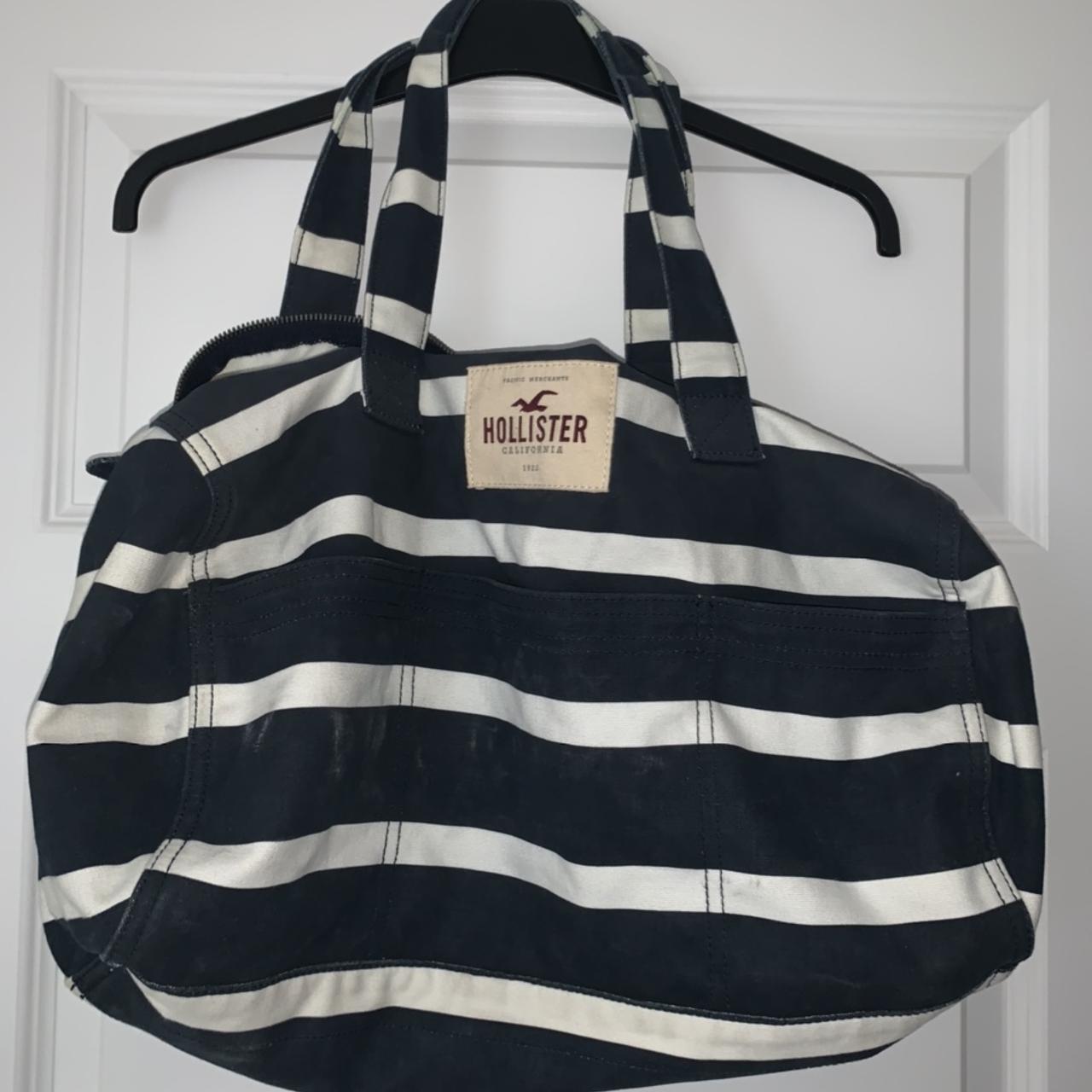 Hollister 2024 duffle bag