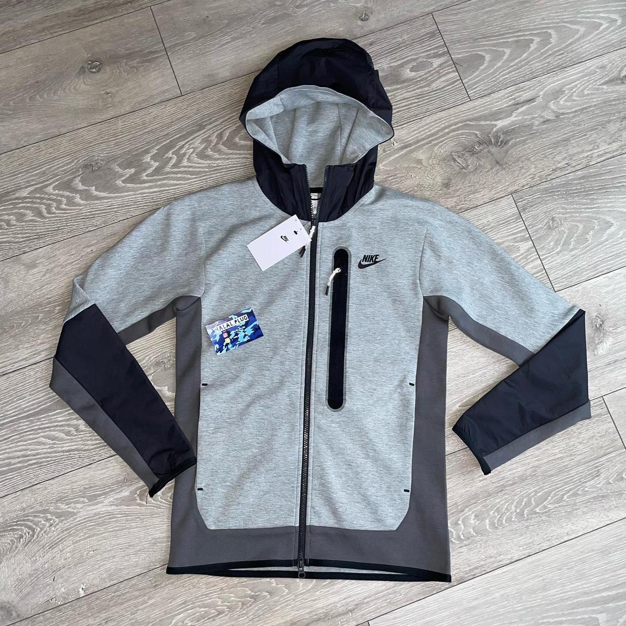 nike tech fleece woven grey