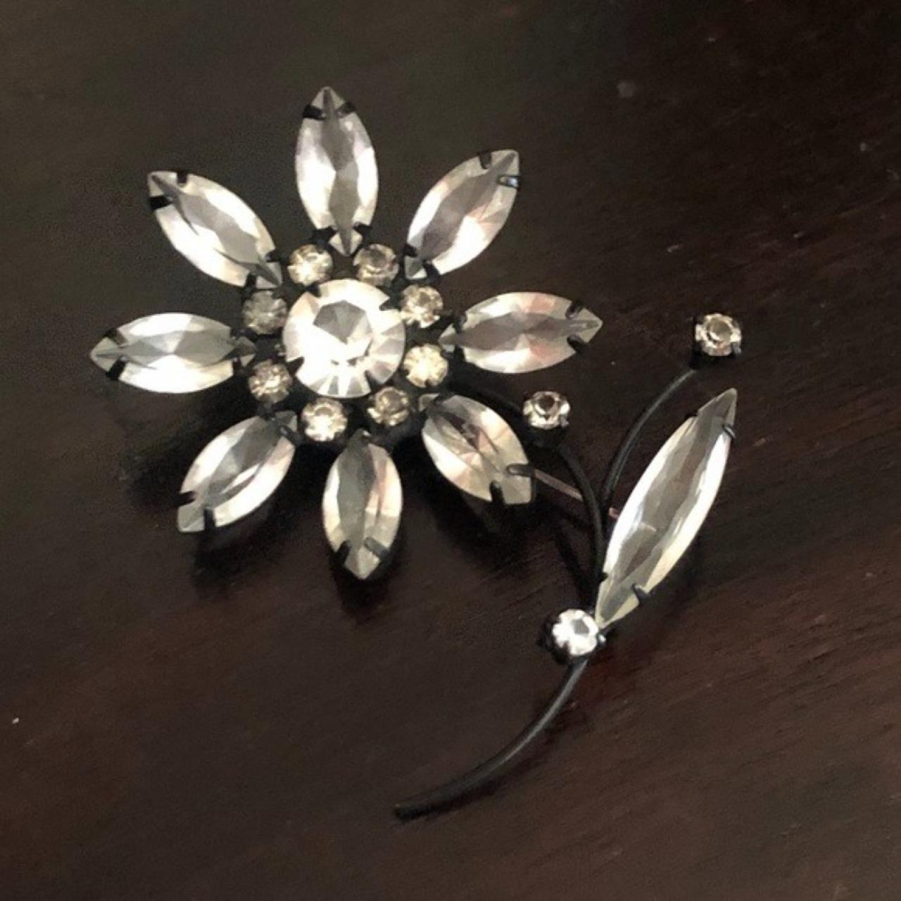 Product Image 1 - 1960’s brooch in the form