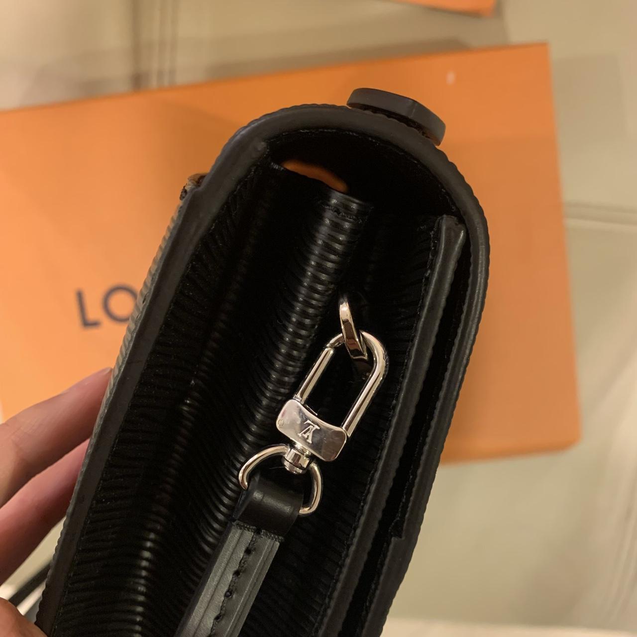 Love vintage Louis Vuitton luggage tag in Matt black - Depop