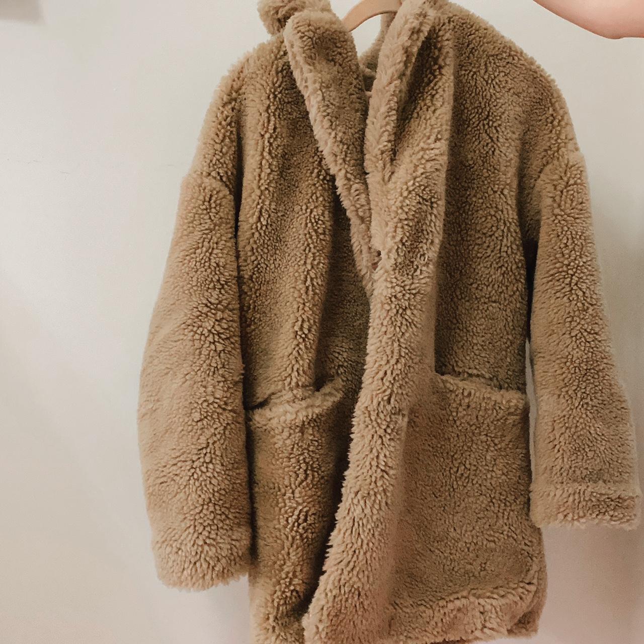 teddy bear coat! super cute, unfortunately... Depop