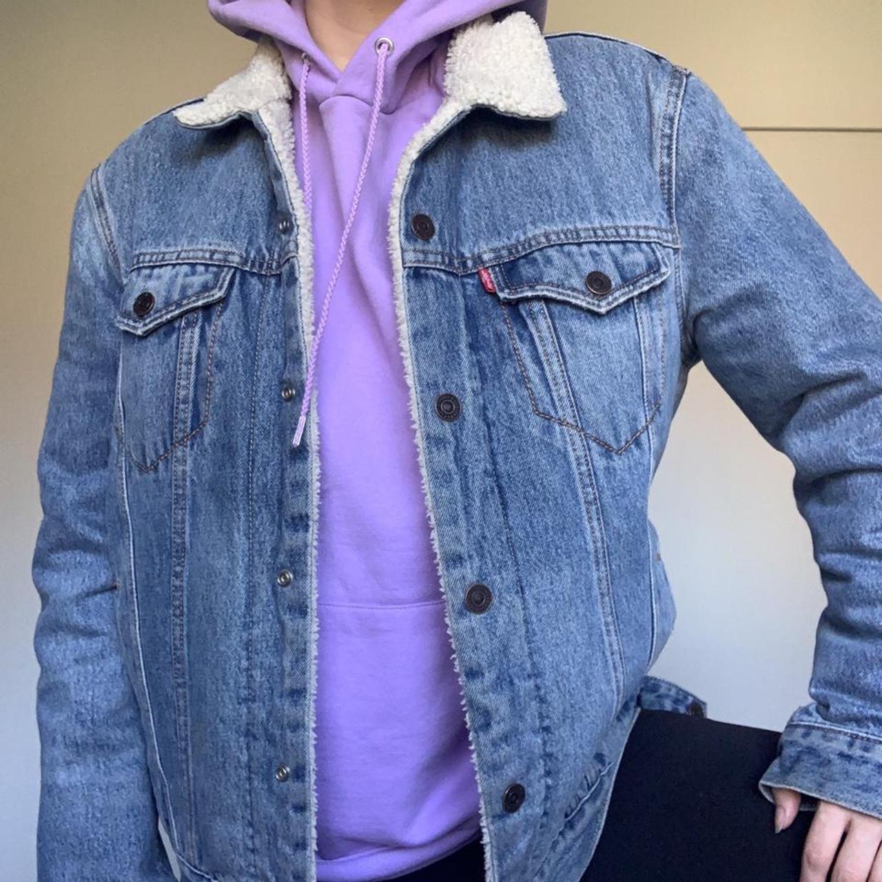 Product Image 1 - classic levi’s fuzzy jean jacket