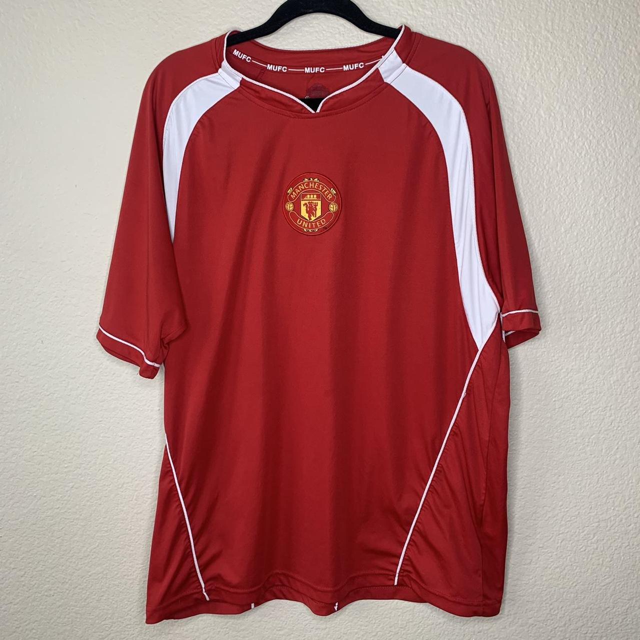 Product Image 1 - Manchester United training jersey .
•
#manchester