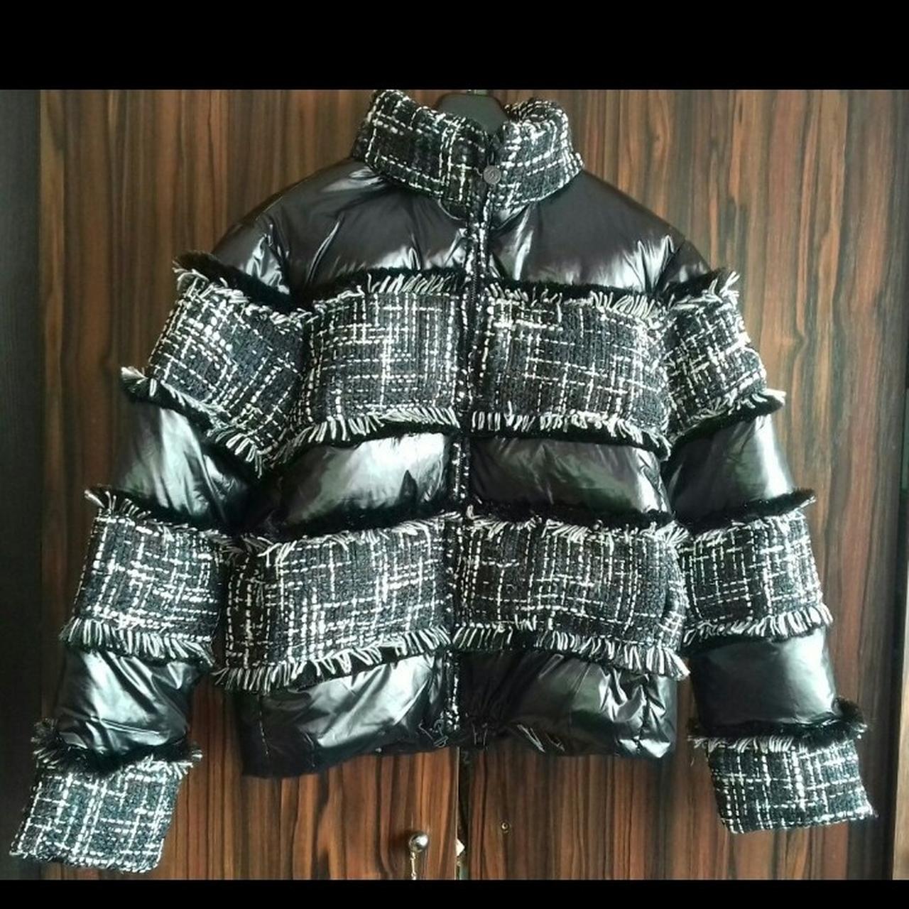 Chanel Coco Neige tweed puffer jacket, Size: 38, In