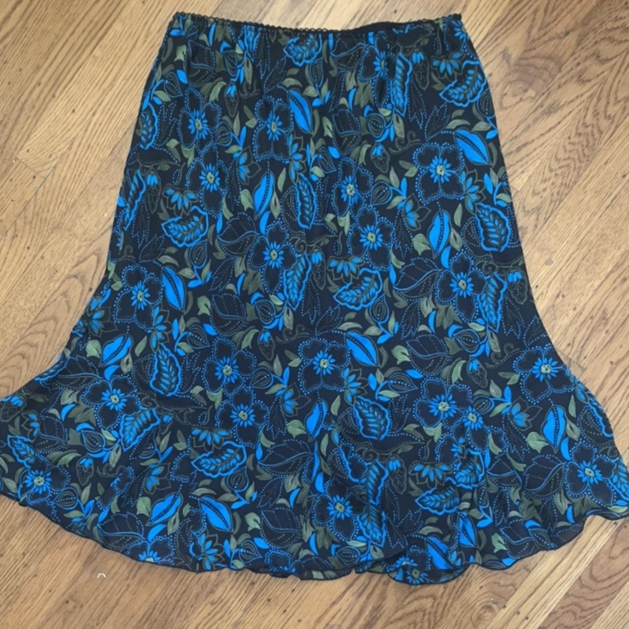 Women's Black and Blue Skirt | Depop