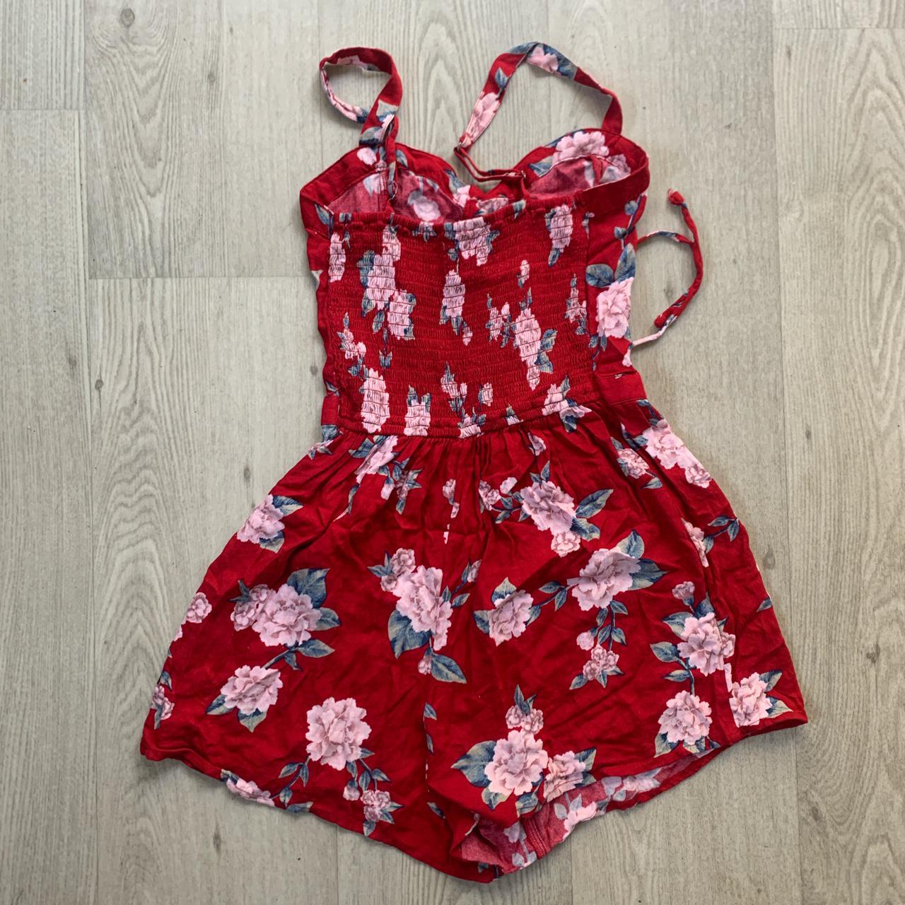 Hollister floral red play suit - just never reach... - Depop