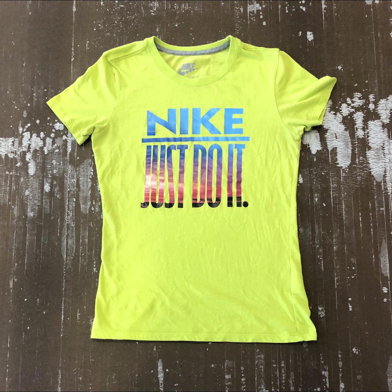 Neon nike shirt sales women's