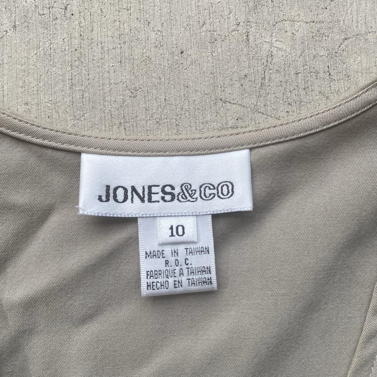 Jones & Co vest size 10 | 19x22 Bundle📦 for FREE... - Depop