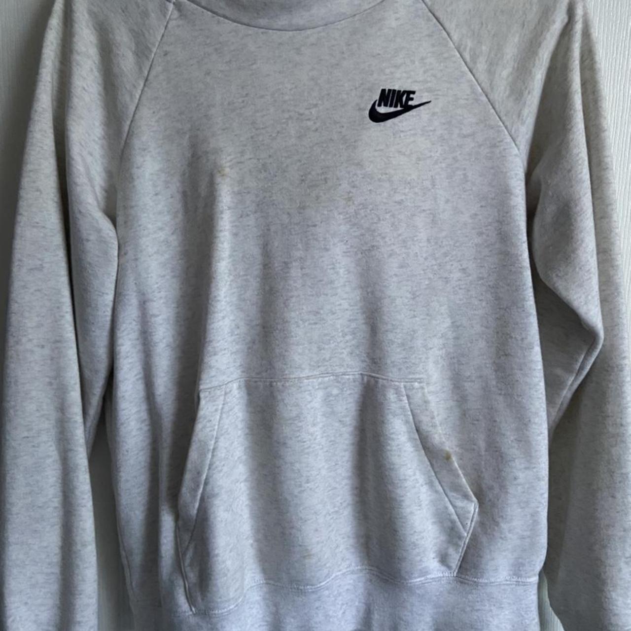 white nike hoodie vintage
