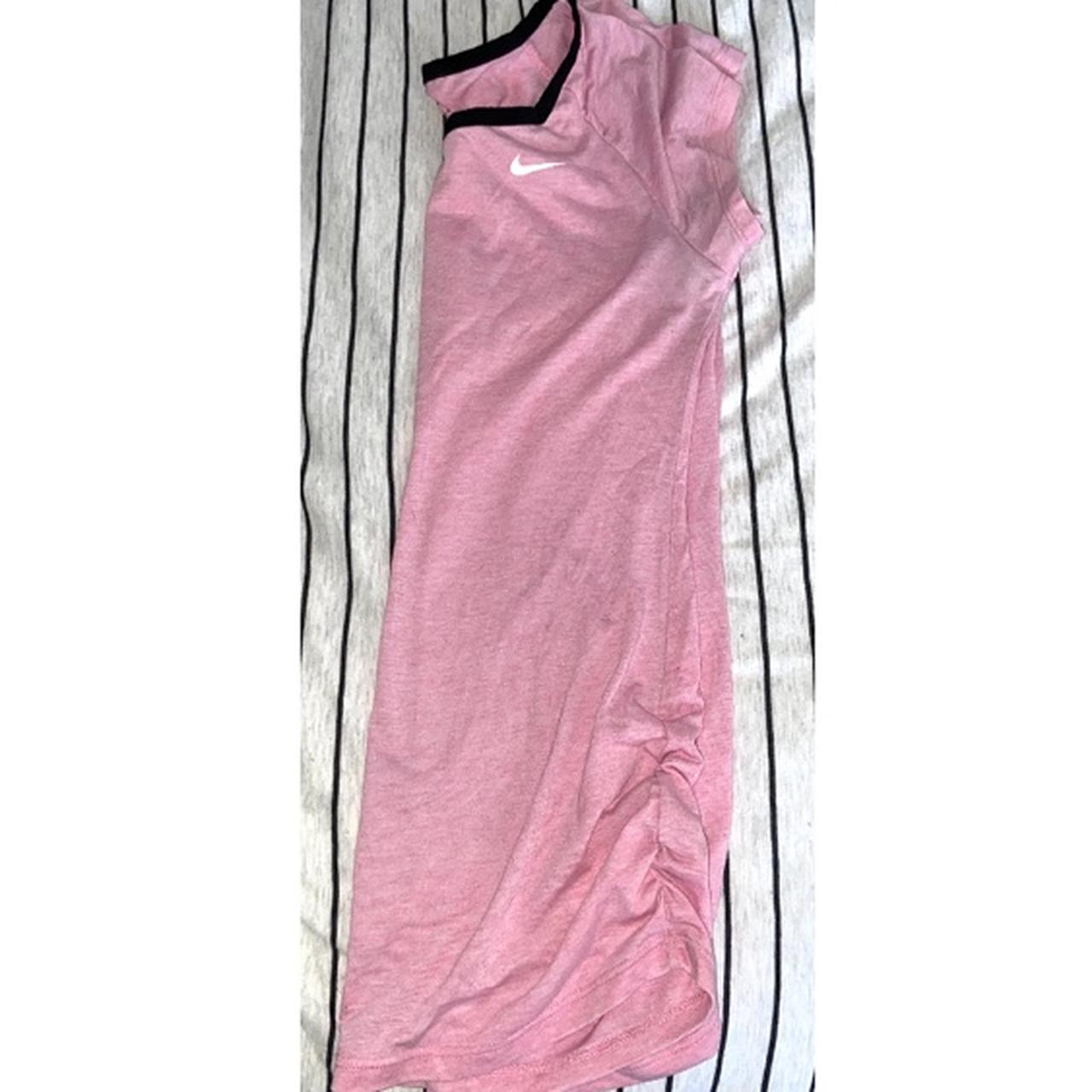 mens pink nike gym top