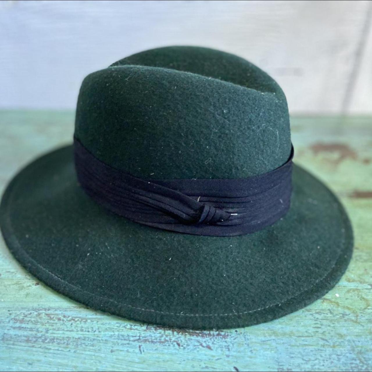 Vintage 90’s wool gent hat in hunter green with... Depop