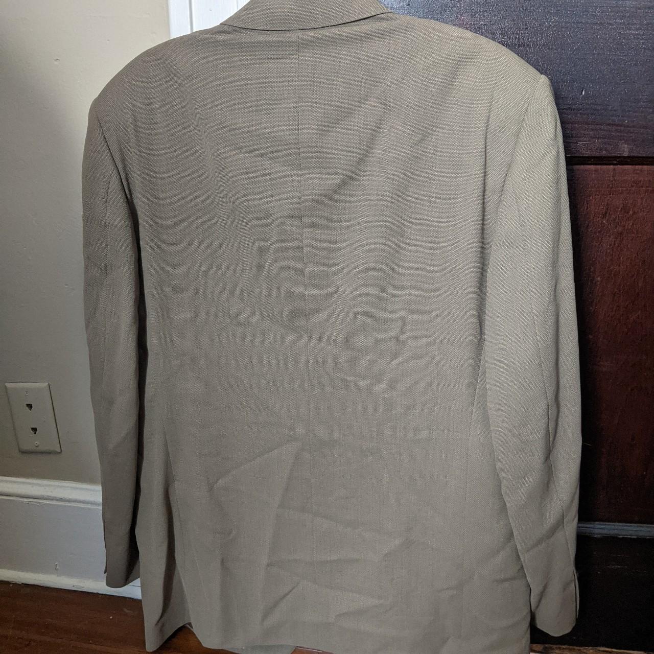 Product Image 3 - Corneliani beige three-button blazer /