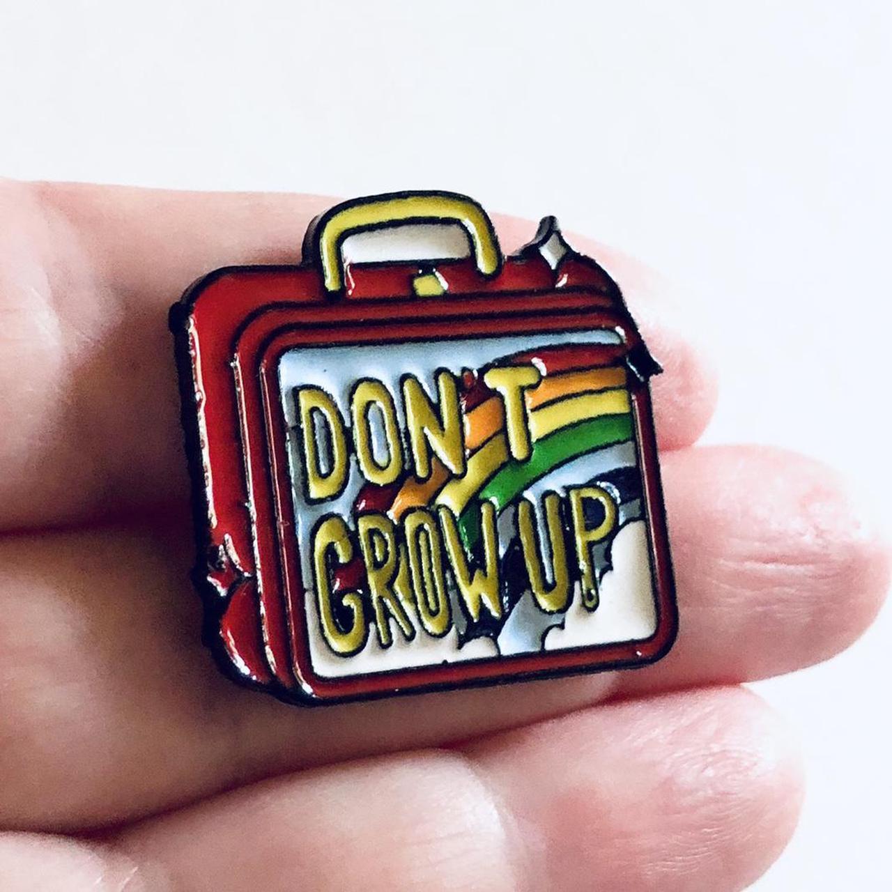 Retro style lunch box enamel pin /pin back button.... - Depop