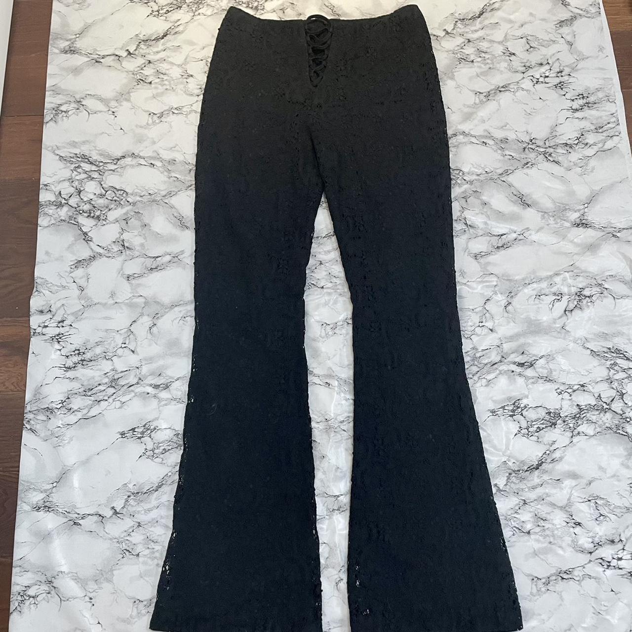 Karen Millen Women's Black Trousers | Depop