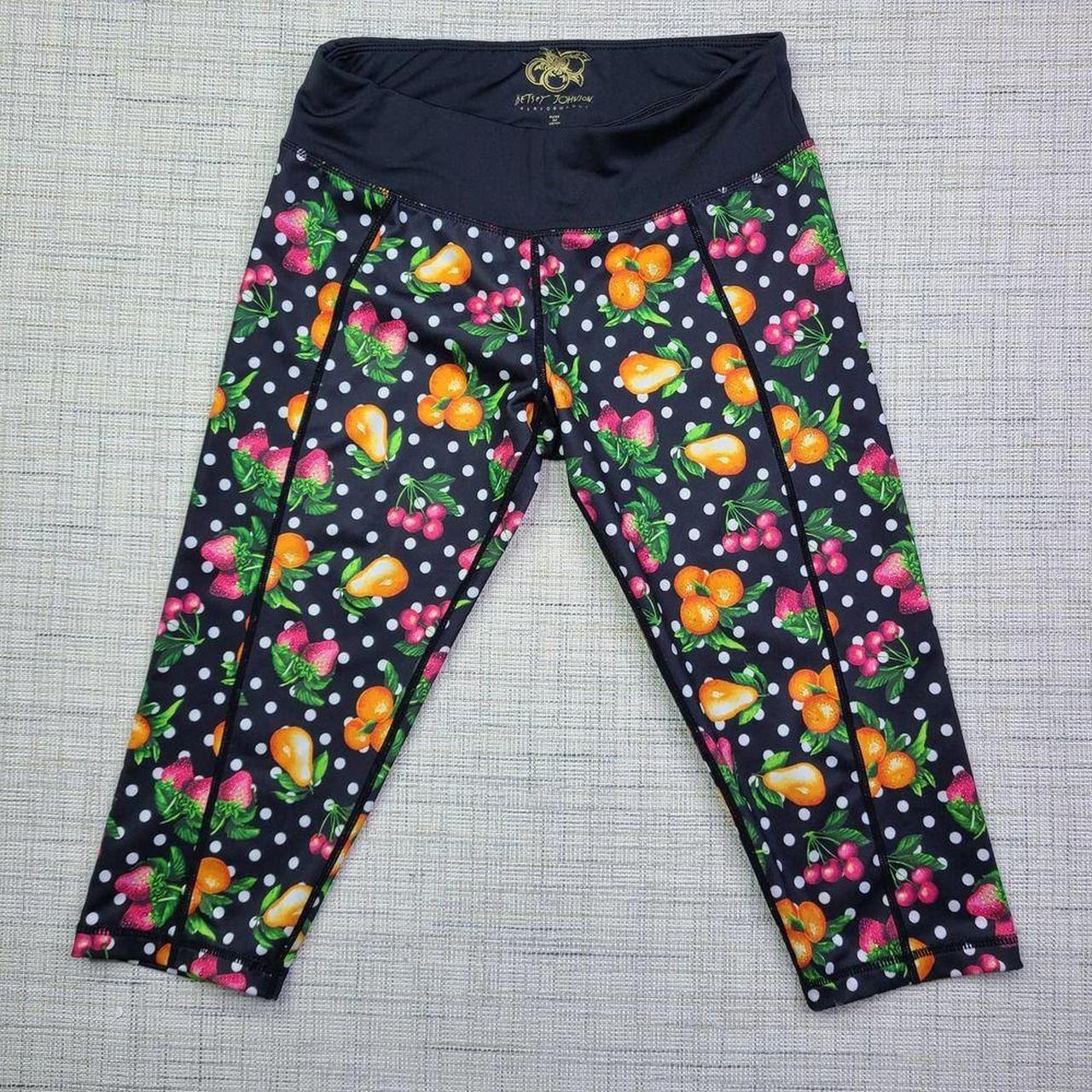 betsey johnson capri leggings