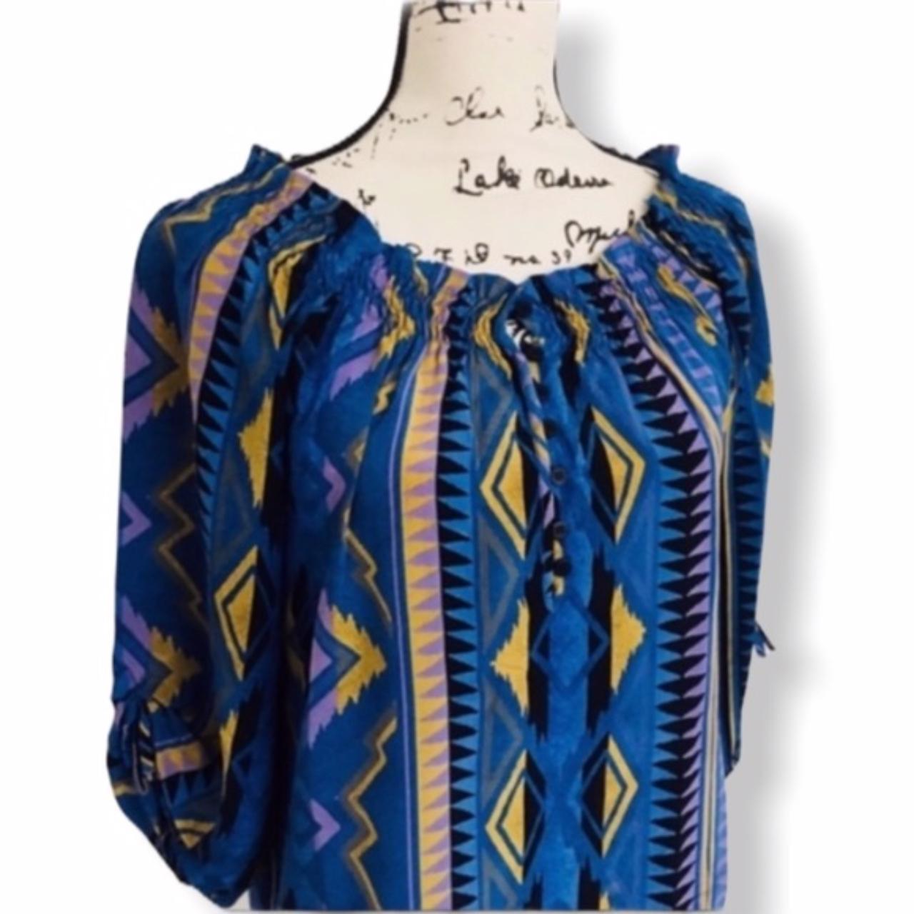 Product Image 3 - Yumi Kim geometric blouse. Button