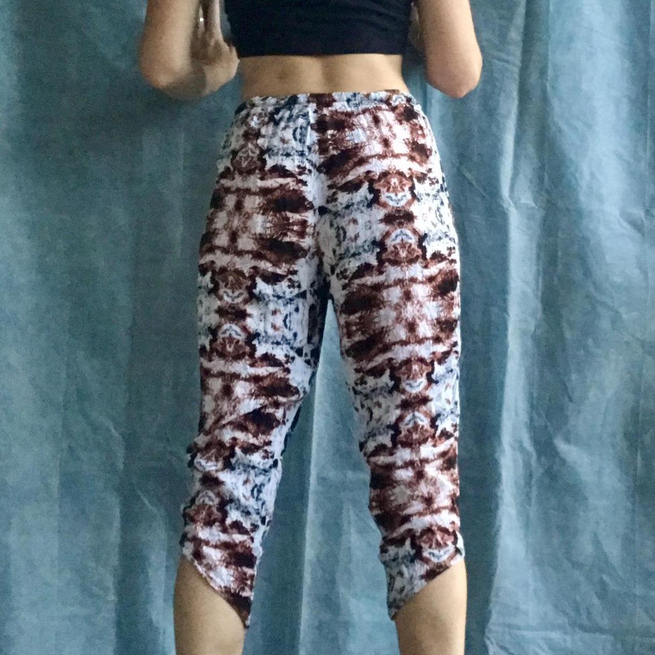 Xhilaration best sale capri leggings