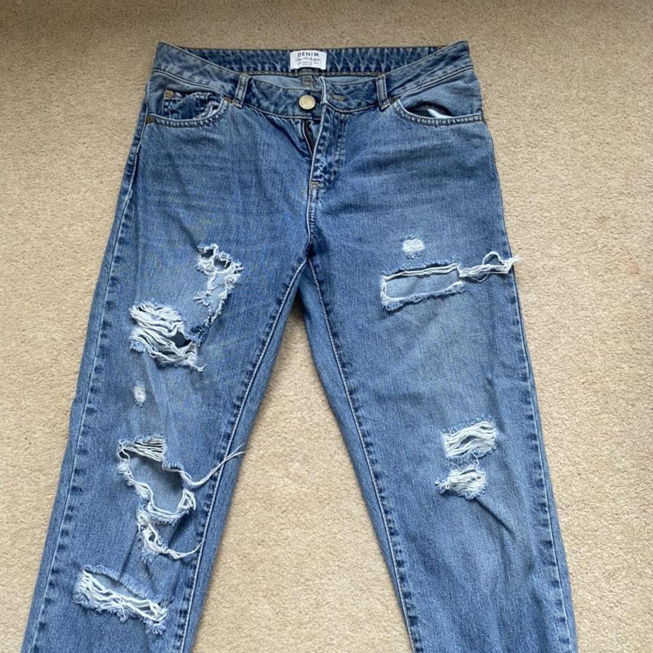 Miss Selfridge ripped mom jeans Size 8 (w26 l32)... - Depop