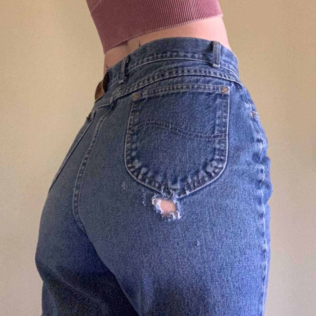 Genuine Vintage Lee Jeans straight leg mom jeans... - Depop