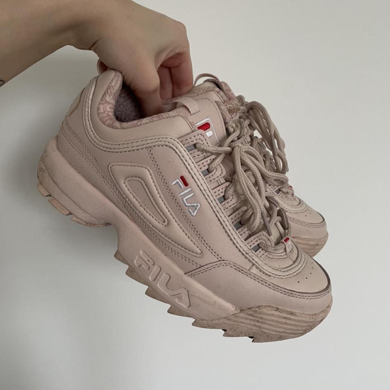 jd fila pink trainers