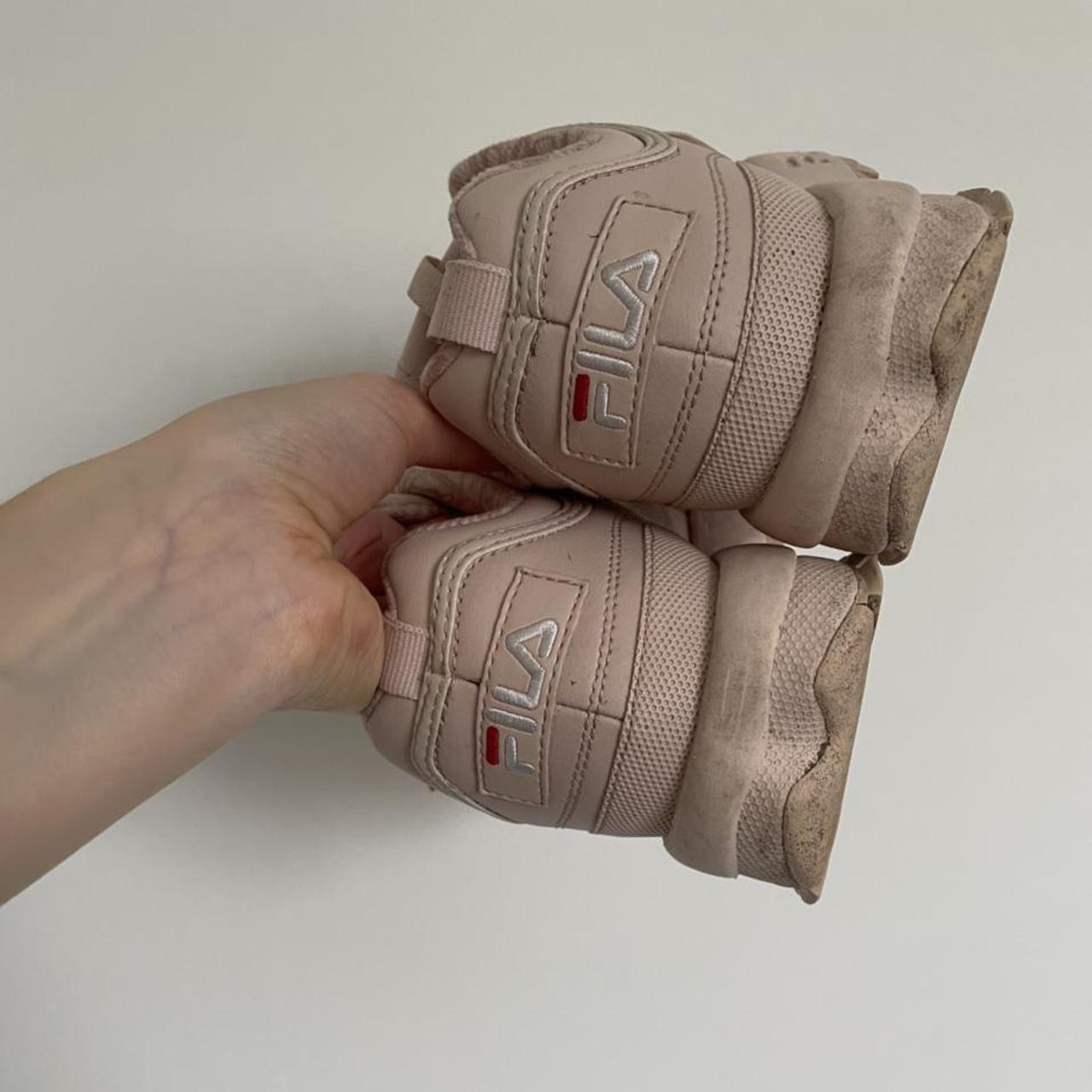 jd fila pink trainers