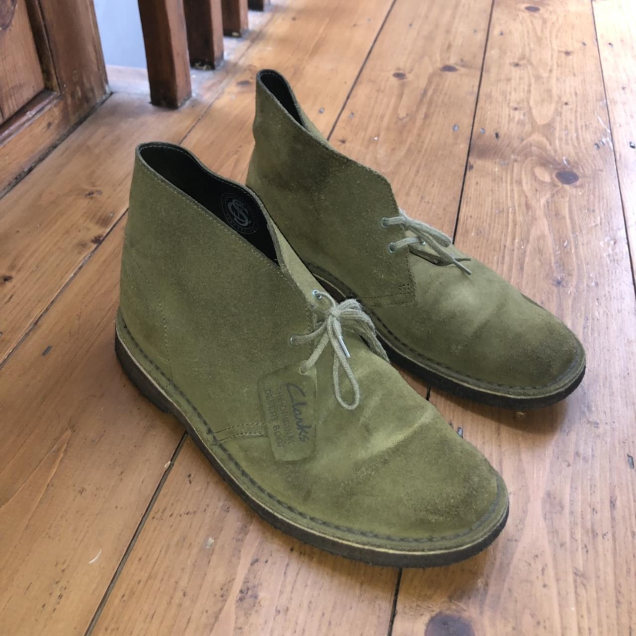 Olive green clarks sale desert boots