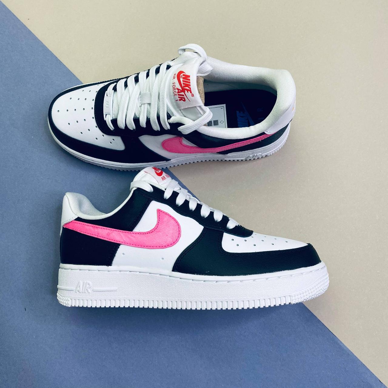 Nike air force 1 best sale 07 pink and black