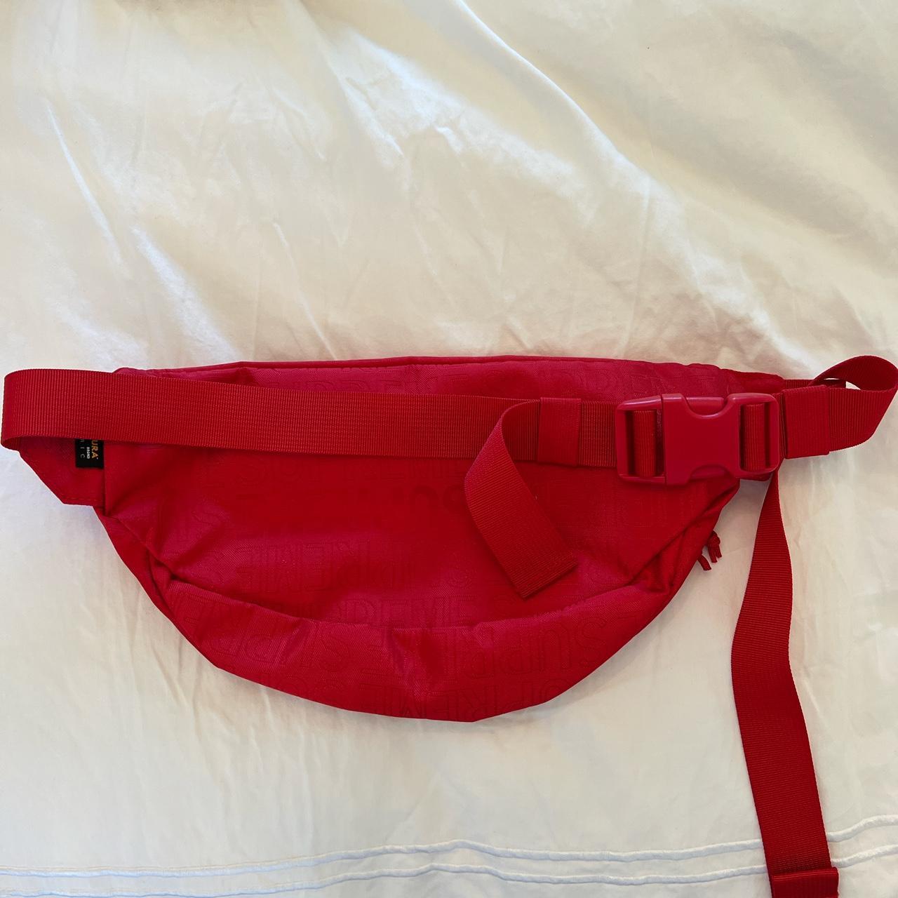 RED SUPREME FANNY PACK(a darker red irl) #supreme - Depop