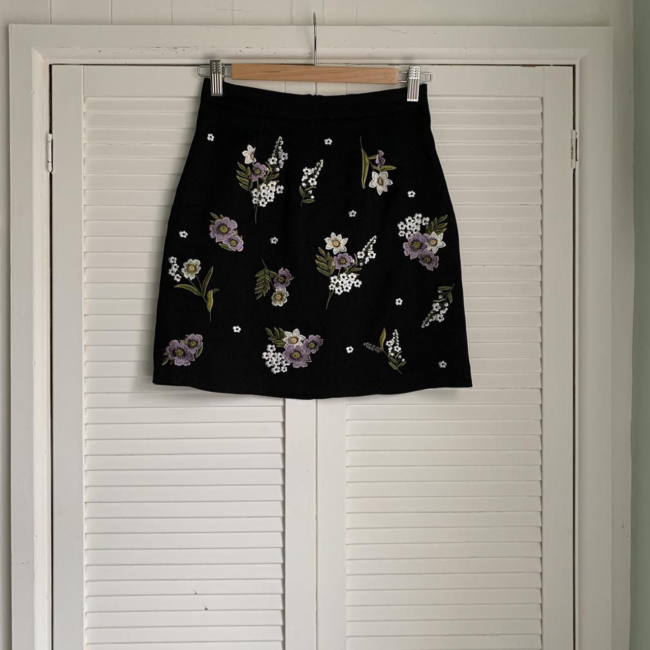 Black floral embroidered mini skirt hotsell