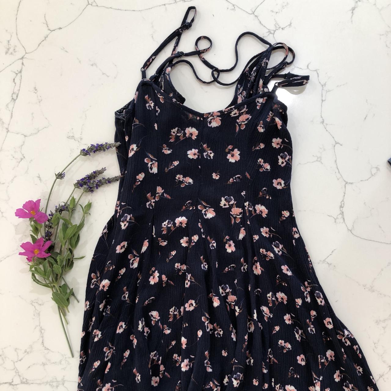 American eagle 2024 black floral dress