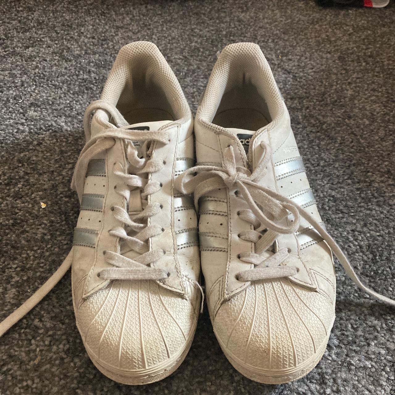 Hardly worn, really good condition #adidas... - Depop