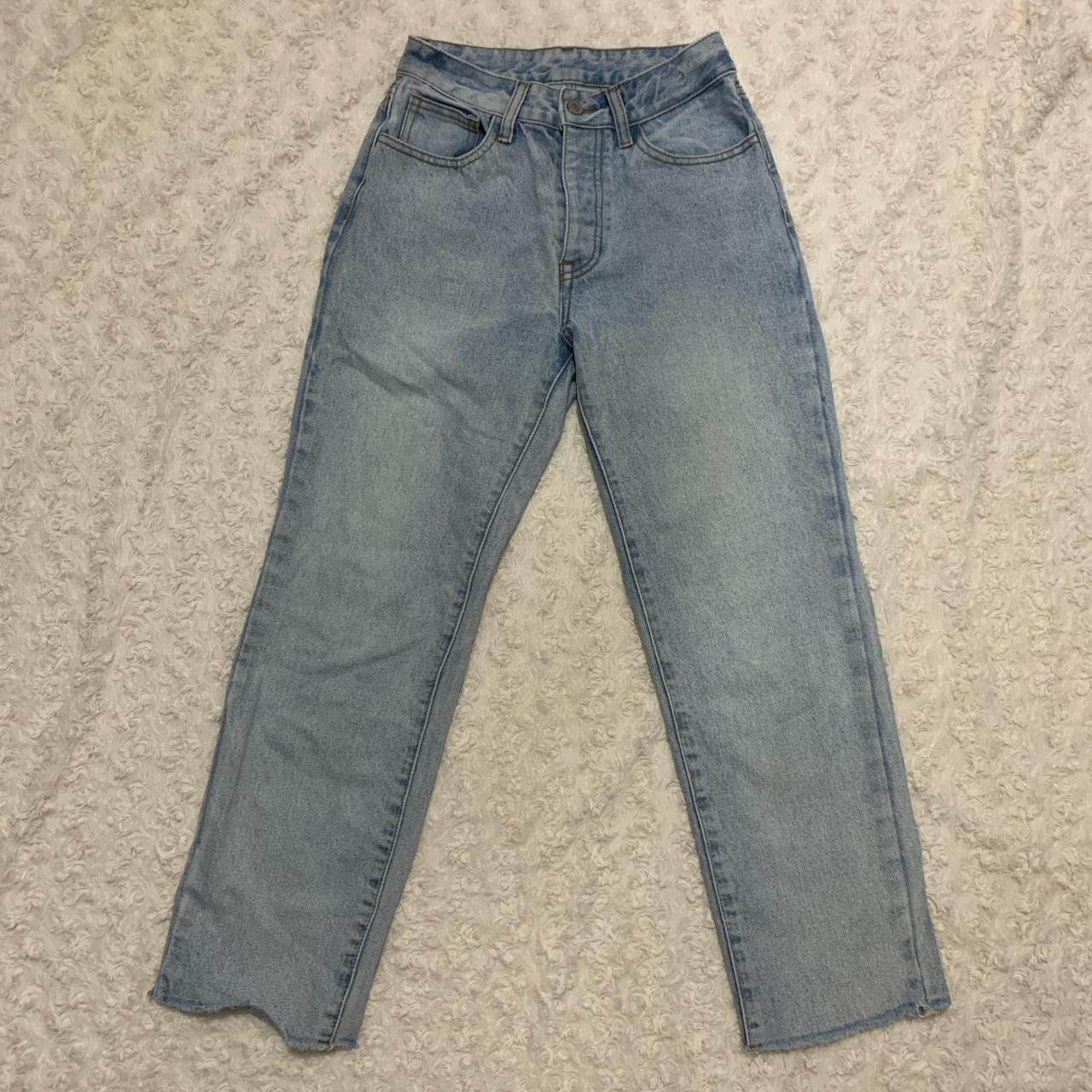 Brandy Melville light wash jeans! super cute and is... - Depop