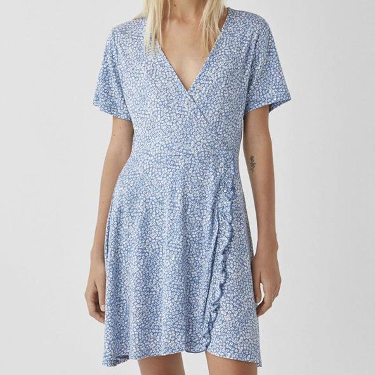 pull and bear ditsy floral dress