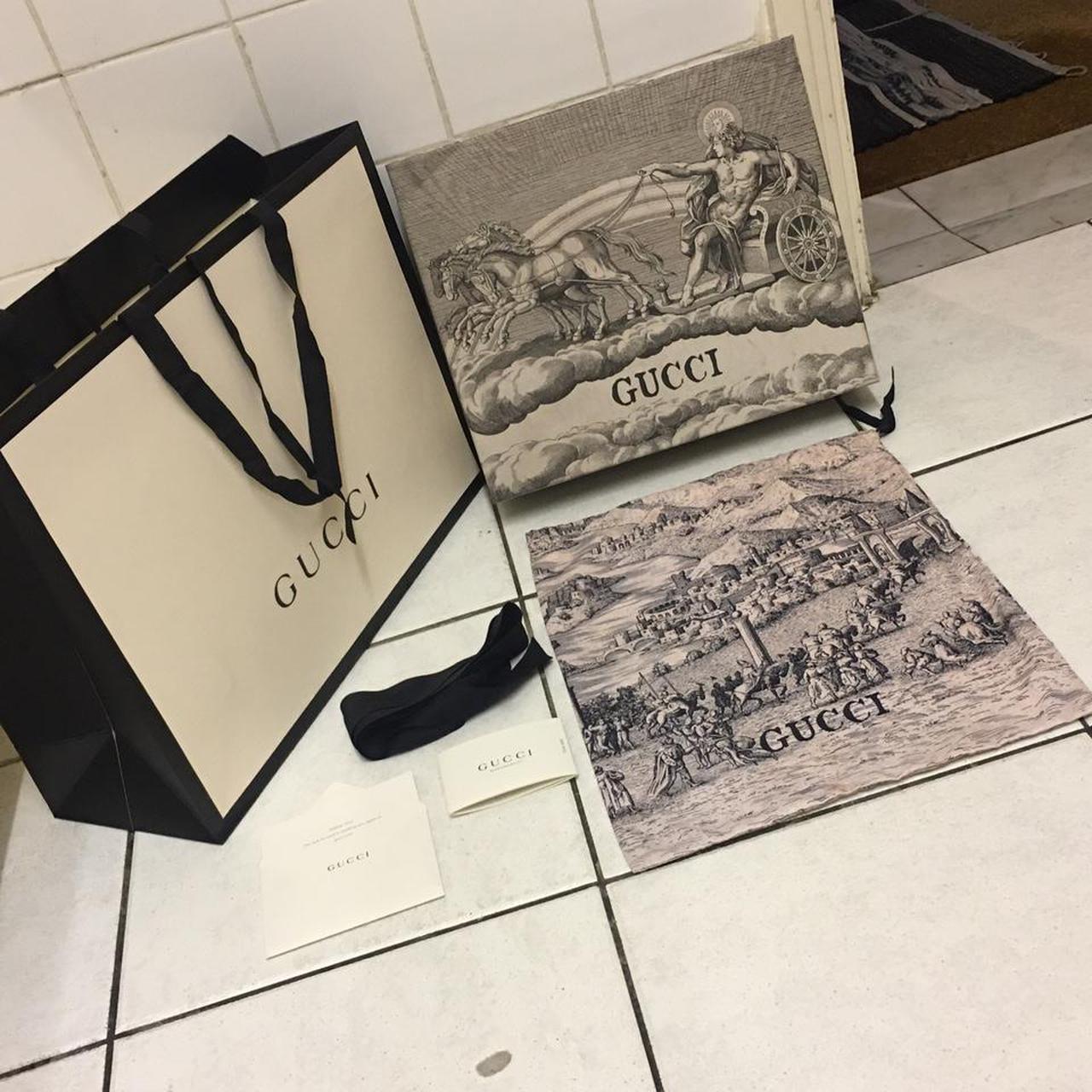 Box gucci bag hot sale