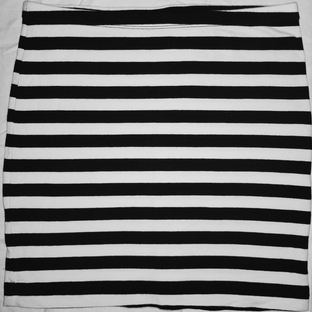 Black and white clearance striped skirt h&m