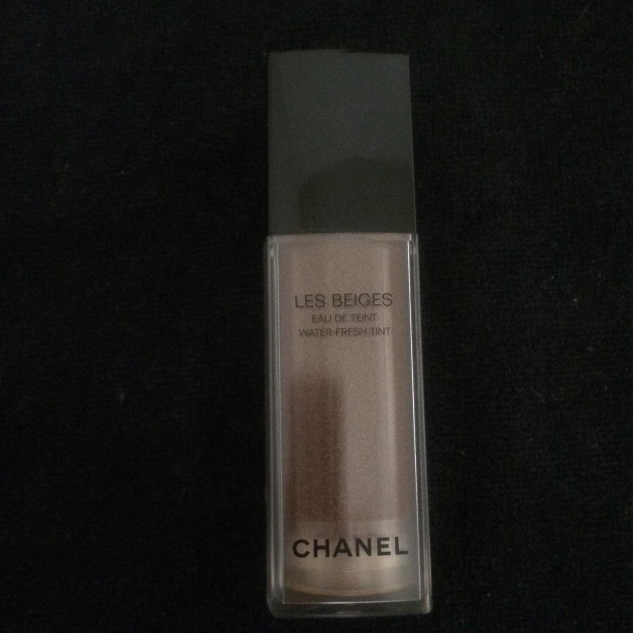 Chanel Les Beiges Water fresh tint Deep No scatola - Depop